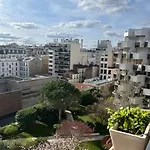 Charmant Appartement Typique Parisien